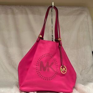Michael kors hot pink handbag